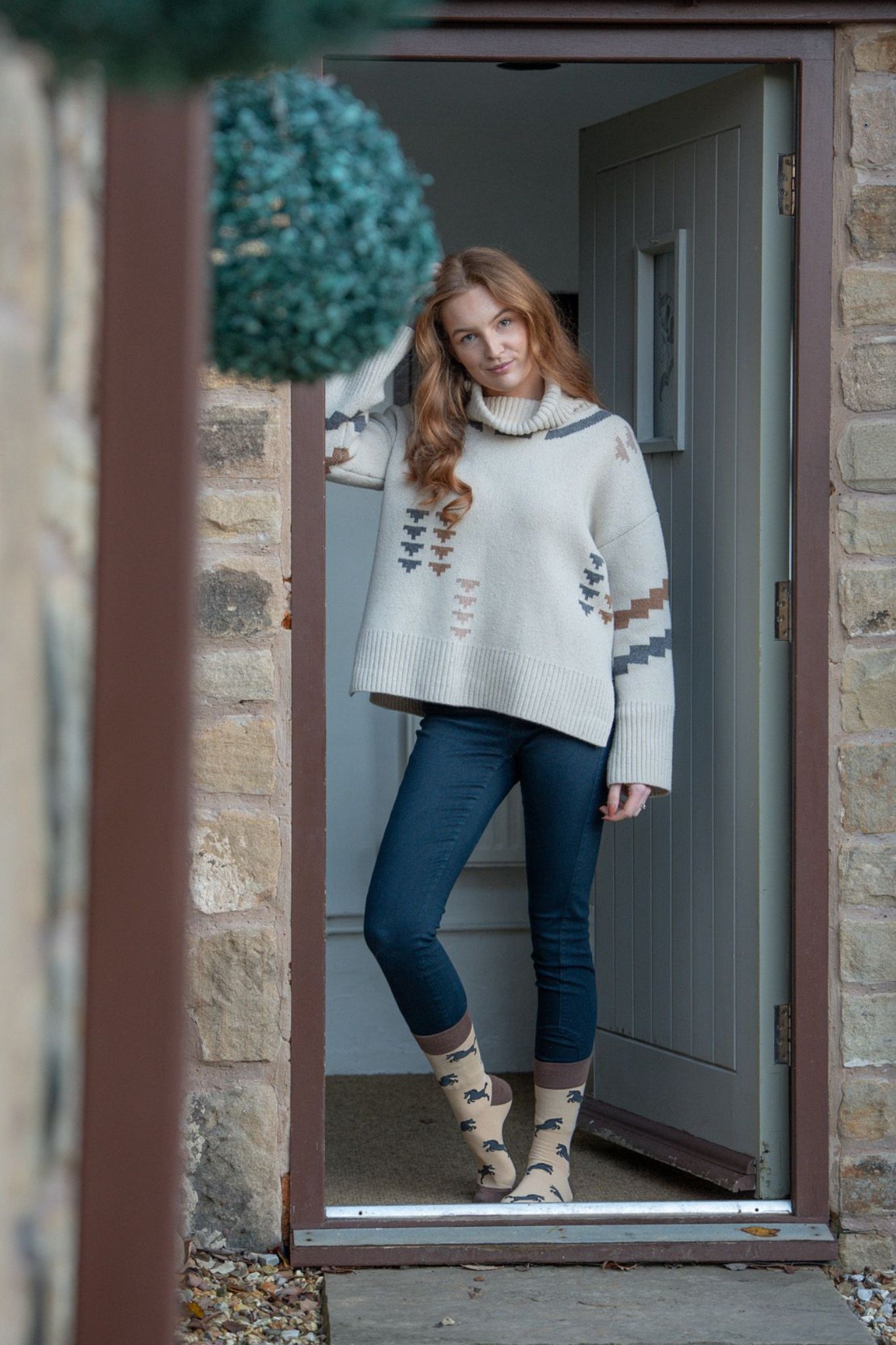 Black horse crew socks 